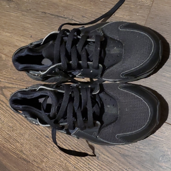 Womens lot of 2 pairs Nike Air Huarache sneakers sz 8.5 - Picture 4 of 10